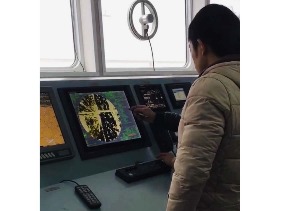 日本古野雷達FAR-1518調試現場